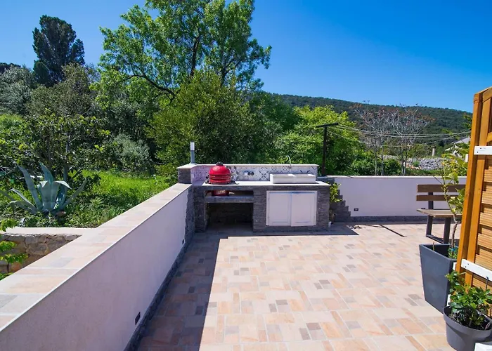 Andrej A2 Πανσιόν 3*