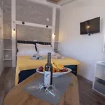 Andrej A2 3* Veli Lošinj