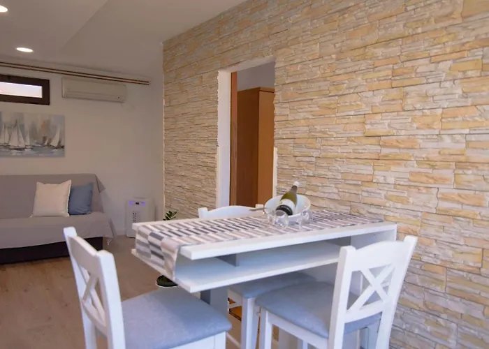 Andrej A2 3* Veli Lošinj